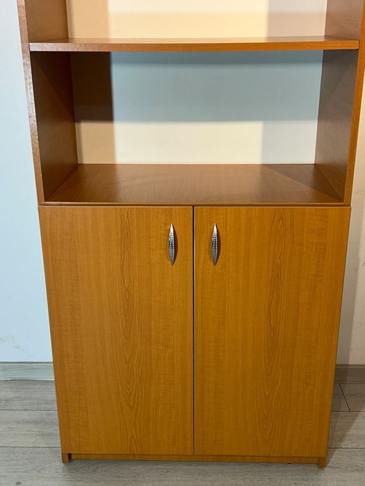 3 Buc. Bibliotecă 80 cm; Dulap Depozitare cu 2 Uși; Etajeră cu Rafturi