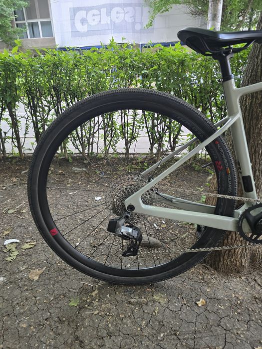 Карбонов гравел велосипед Riverside GCR Sram Rival AXS