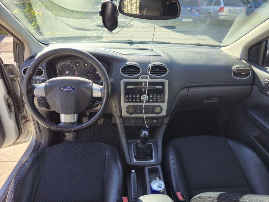 Ford Focus 1.6 Ti-vct GPL 115 CP