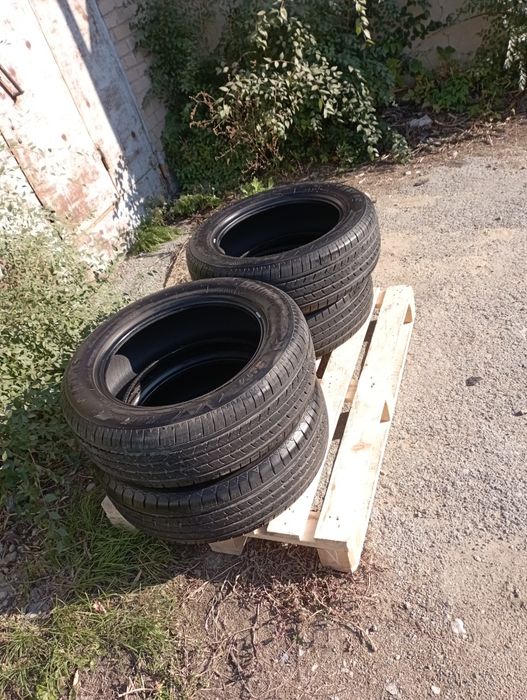 Продам летнюю резину 225/60 R 18