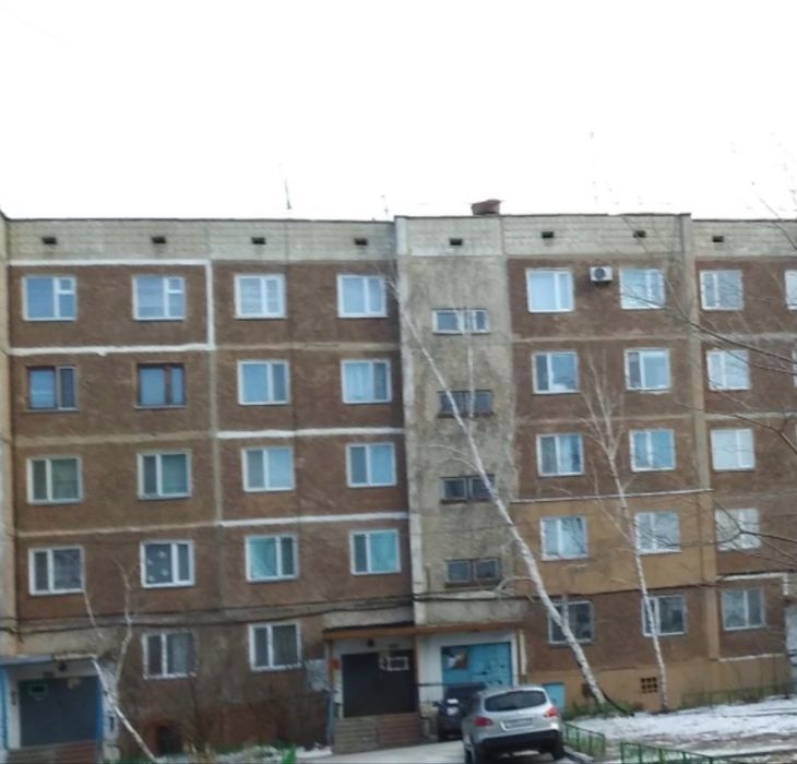 3 комн квартира мкр Юбиленый 36 а