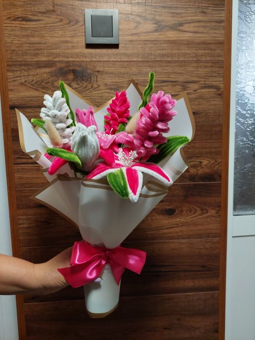 Ръчно изработени вечни букети – перфектен подарък за всеки повод