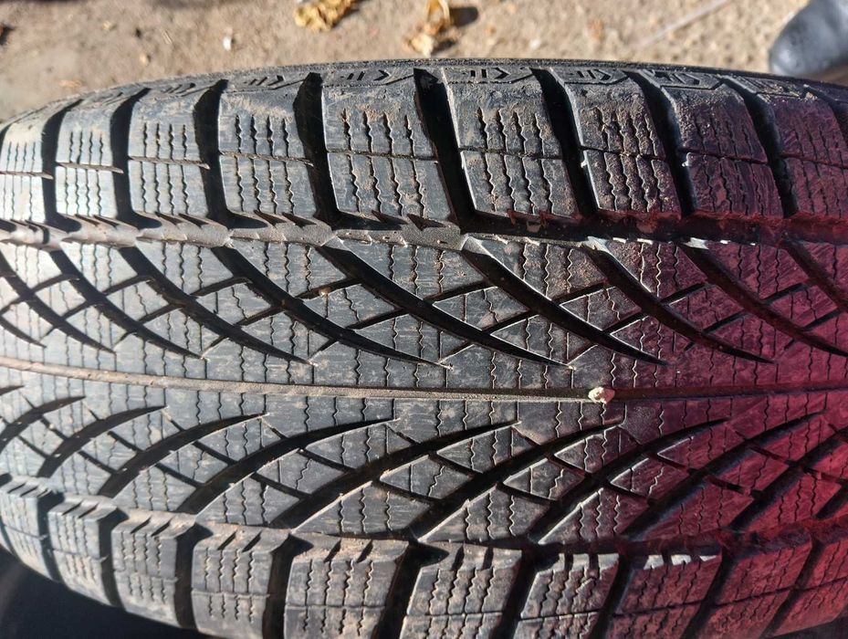 Зимни гуми 205/60/16