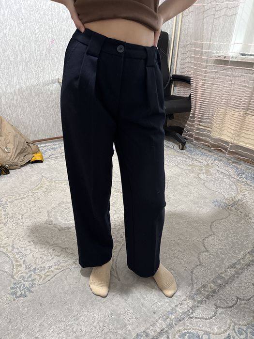 Брюки школьные за 5000 тг, девочке 12-14 лет