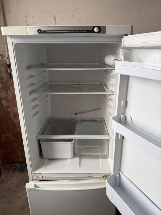 Холодильник 2 камерный