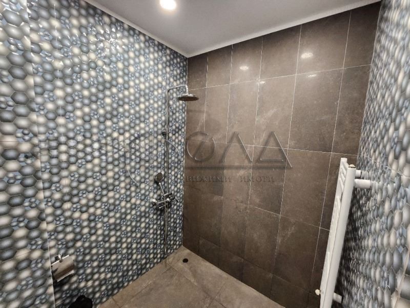 Продава се Двустаен апартамент в София, Витоша - 68 кв.м за 2809 €/кв.м - Снимка #3