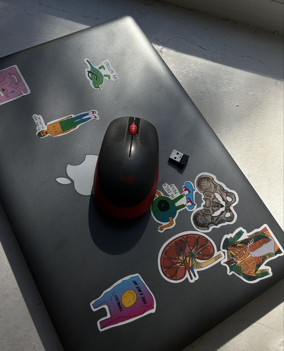 Продаю Ноутбук NEO 15U