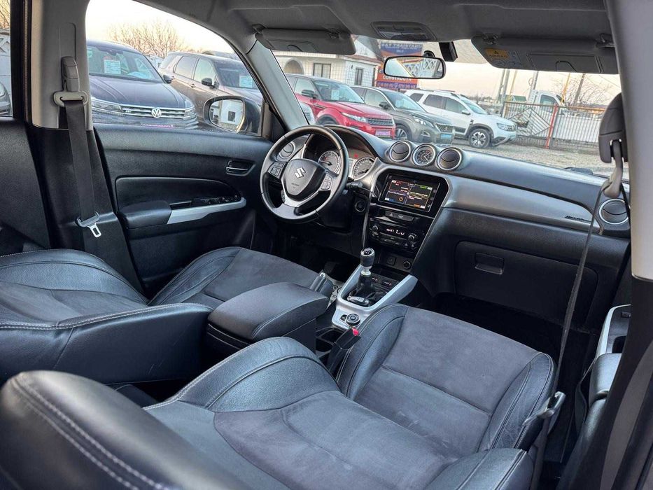 Suzuki Vitara 1.6 Diesel 4x4 120 CP 2016 Garantie 12 luni