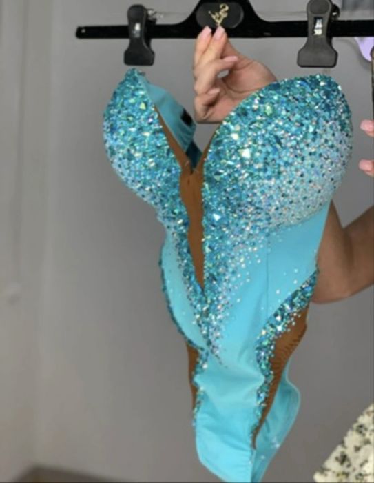 Costum bikini fitness