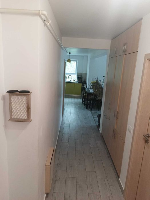 Apartament spațios și luminos de vanzare