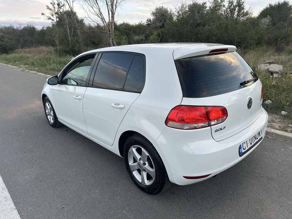 VOLKSWAGEN Golf 2012 — imagine 4