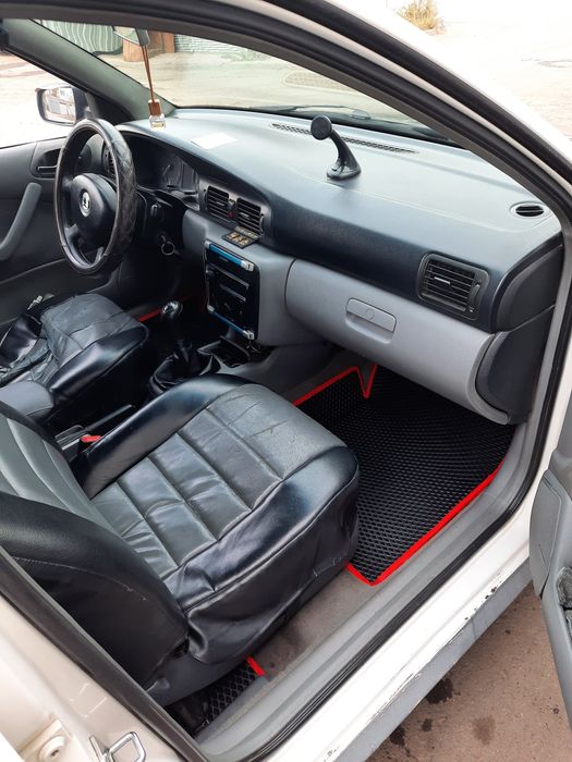 Продам шкода октавия тур