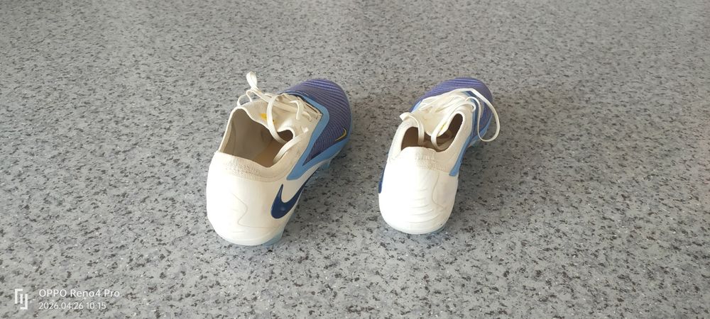 Продам бутсы Nike