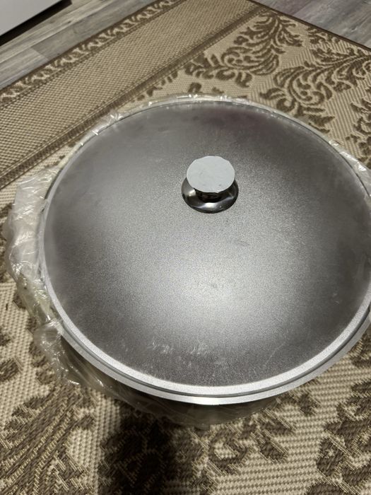 Продам казан  новый