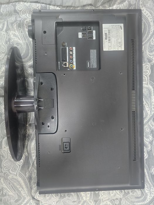 Продам телевизор Samsung