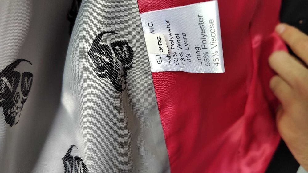 Vestă bărbaţi două rânduri de nasturi