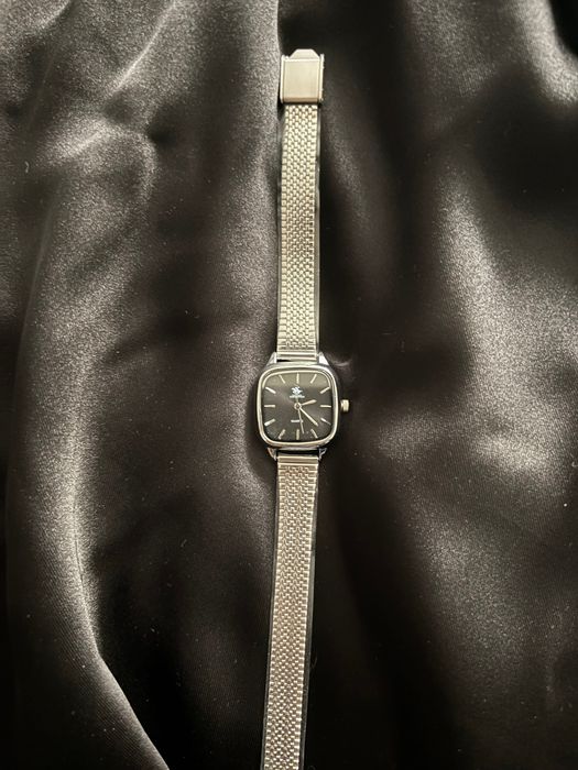 Часовници от медицинска стомана