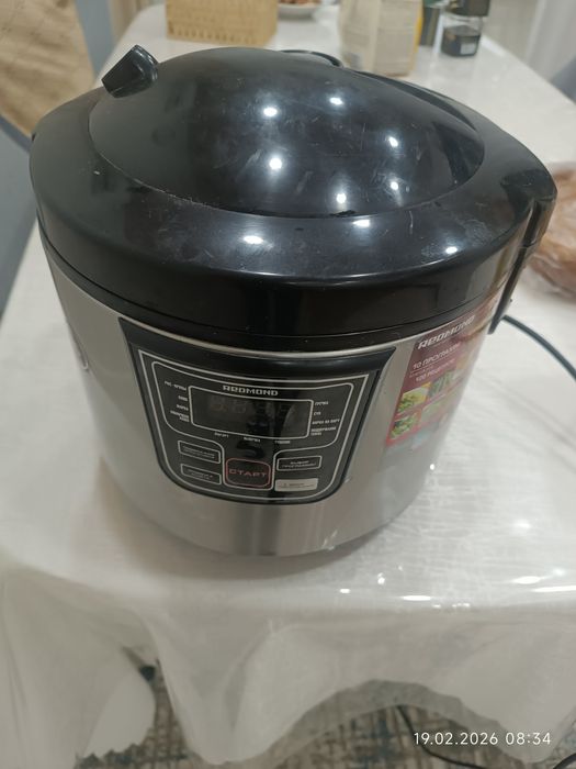 Мультиварка  Редмонд