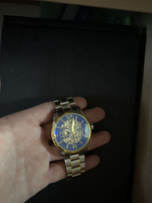 Механически сағат сатылады