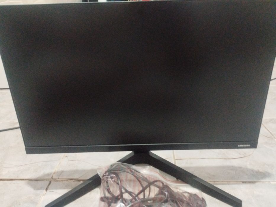 Монитор Samsung T35F (LF22T350FHIXCI) 21.5 дюйма.
