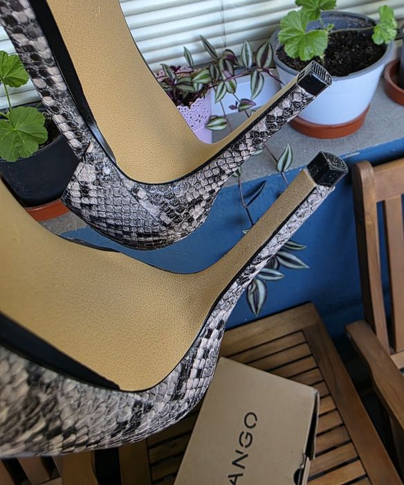 NANGO дамски обувки на ток 37