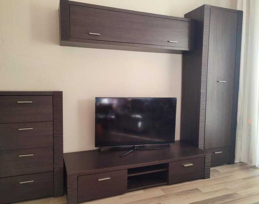 Холна модулна секция