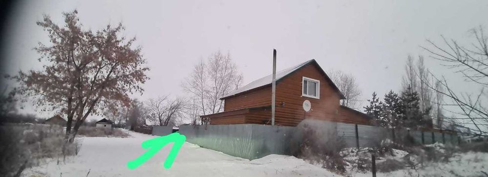 Баня напротив Пристани. Имеется Прорубь.