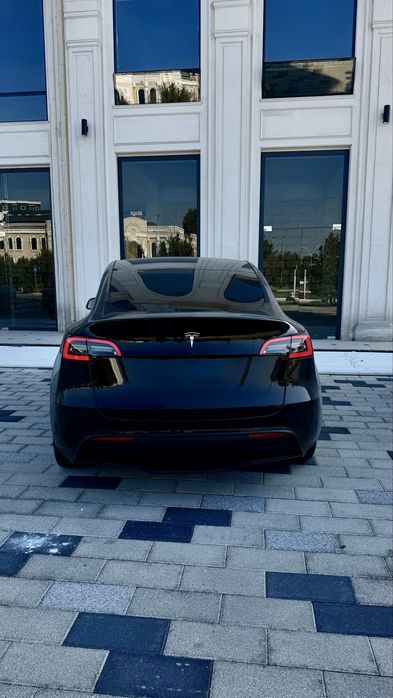 Tesla Model Y standart