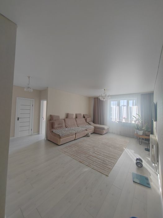 Продам 4х комн кв 100 кв м.