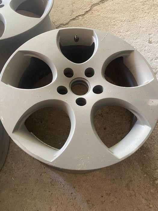 Jante Gti R17 - Nardo Grey