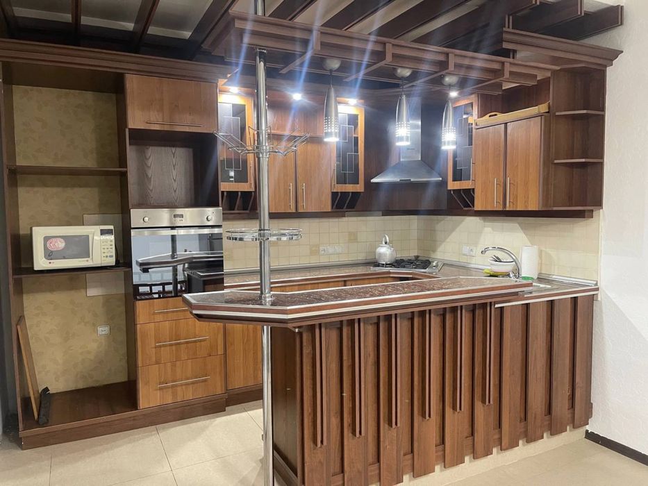 Сдаётся участок 8 соток 7 комнат , ор- посольство Индии ( н92 )