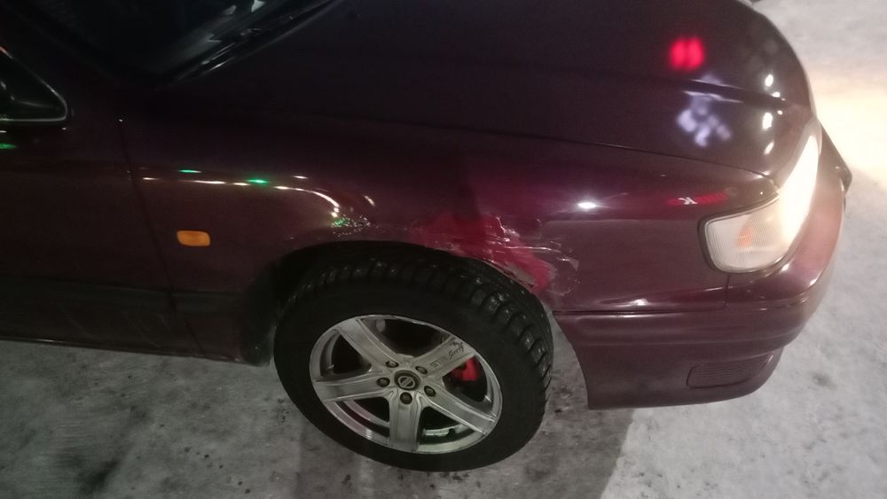 Машина на полном ходу .