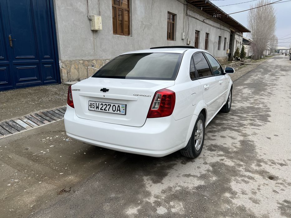 Lasetti 2013 yil 1.6 mator