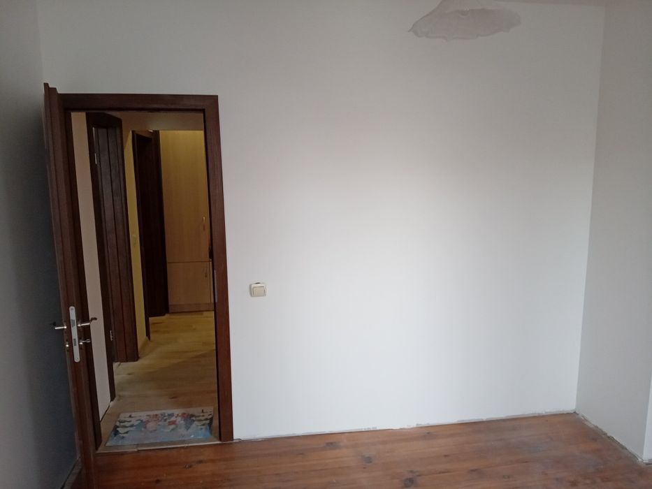 Продава се Тристаен апартамент в Благоевград, Еленово 2 - 85 кв.м за 1000 €/кв.м - Снимка #13