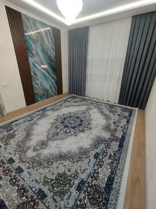 Bezmakler qizlarga ijara sergili, o'zgarish metro 2-bekat 5-minut