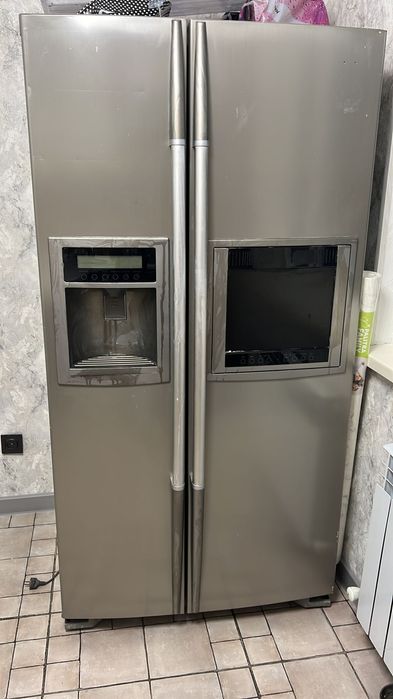 LG GR-P207  Холадильник