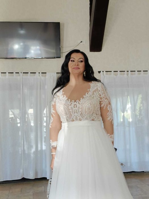 Rochie mireasa deosebita