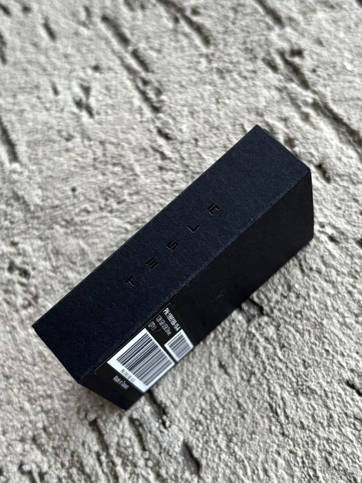 Stick USB Tesla original – 128 GB