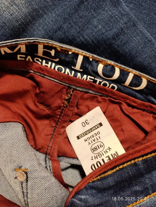 Продаю джинсы  новые