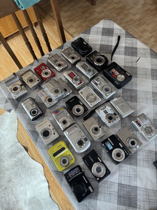 Фотоапарати за части или востоновяване