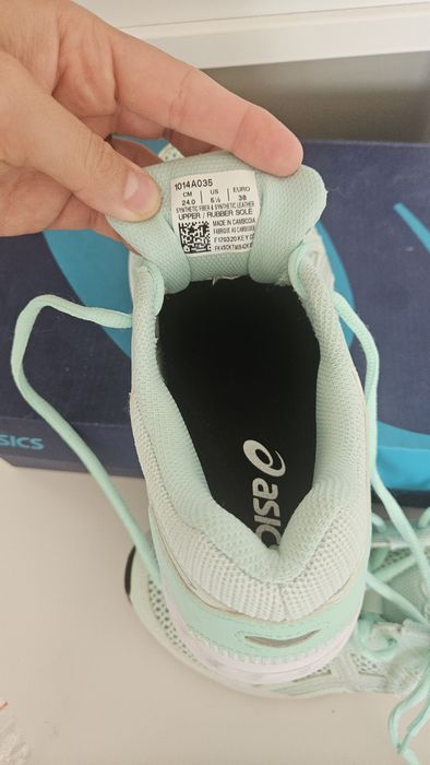 Маратонки ASICS и puma