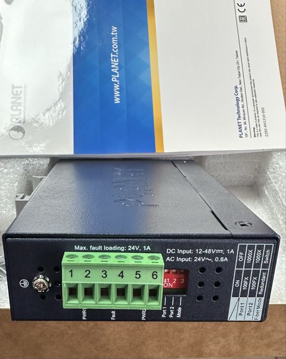 Промышленный SFP медиаконвертер