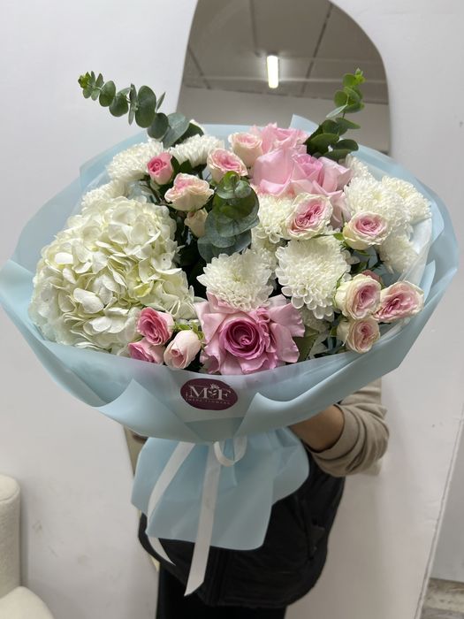 Букеты от 7000 тг цветы