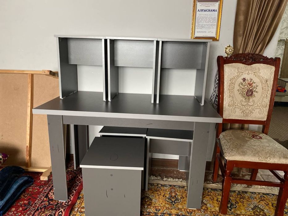 Кухонный столик