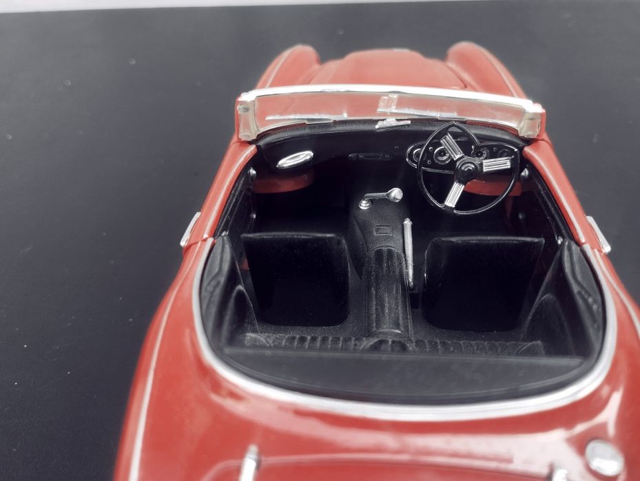 Колекционерска метална количка Austin-Healey 3000 Mark II 1:18
