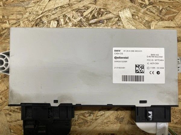 Modul CAS 4 BMW Seria 5 F10 2013 cod 6135 92993359 01