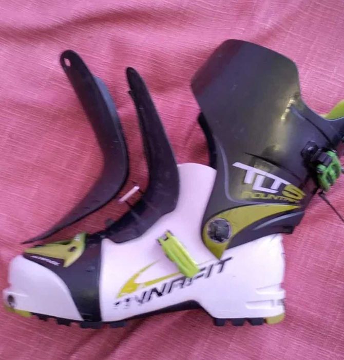 Туринг Ски Обувки Атомик и Динафит