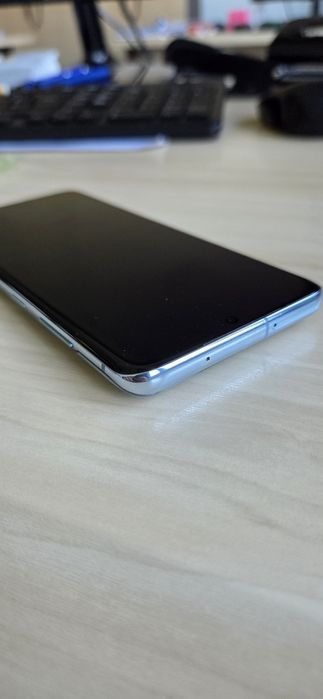 Samsung Galaxy S20 / G980F - 4G / 64Mpx / 128GB cu 8GB