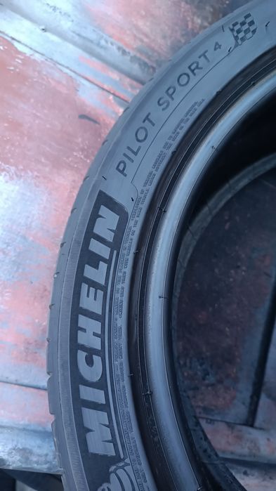 245/45/19 и 275/40/19 Michelin