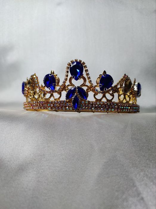 Tillaqosh va diademar eng arzon va sifatli Omona/collection